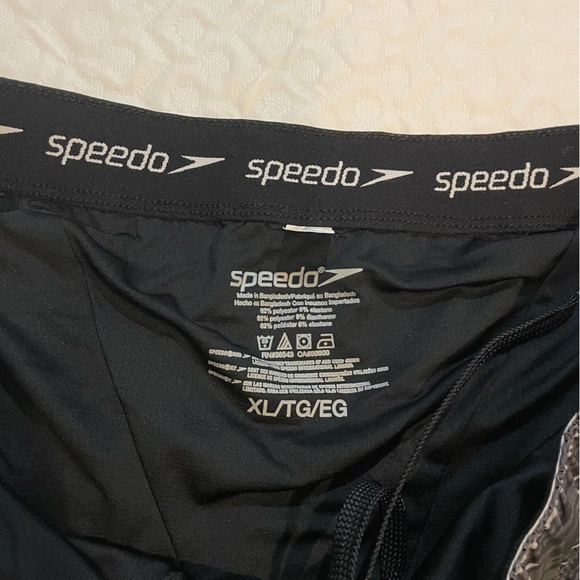 Speedo Swim Trunks Men’s XL Black and Gray Compression Lining Swim Pool Beach - Picture 2 of 11